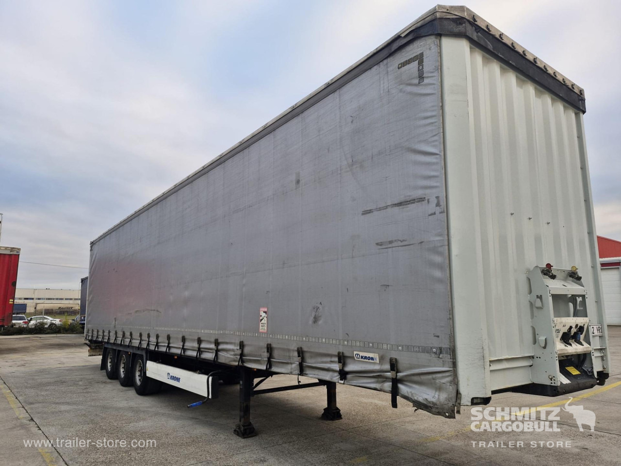 KRONE Curtainsider Mega - Тентованный полуприцеп: фото 1 KRONE Curtainsider Mega - Тентованный полуприцеп: фото 1