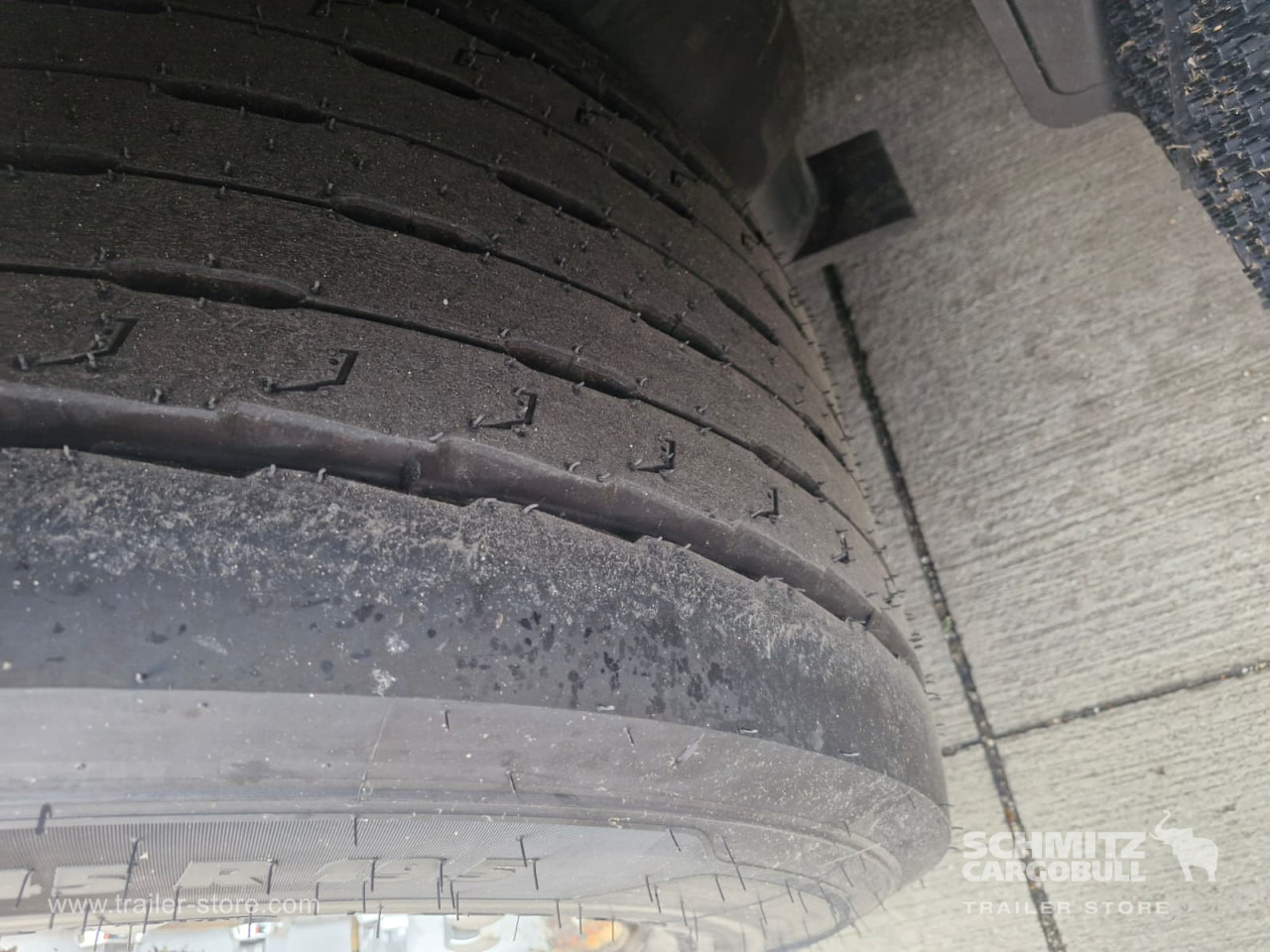 SCHMITZ Curtainsider Mega - Тентованный полуприцеп: фото 2 SCHMITZ Curtainsider Mega - Тентованный полуприцеп: фото 2