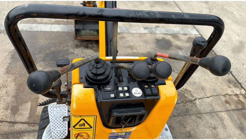 Мини-экскаватор JCB 8008 (BE MACHINE / TOP CONDITION / 1898 H): фото 14