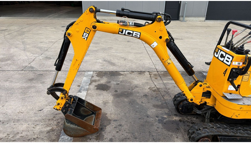 Мини-экскаватор JCB 8008 (BE MACHINE / TOP CONDITION / 1898 H): фото 9