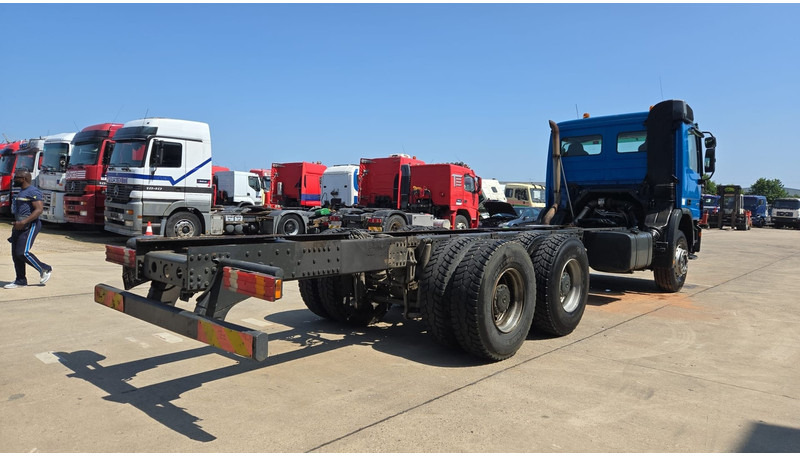 Грузовик-шасси Mercedes-Benz Actros 2636 (MP2 / LAMES / STEEL SUSP. / BOITE MANUELLE / RETARDER !! / TRES PROPRE): фото 6