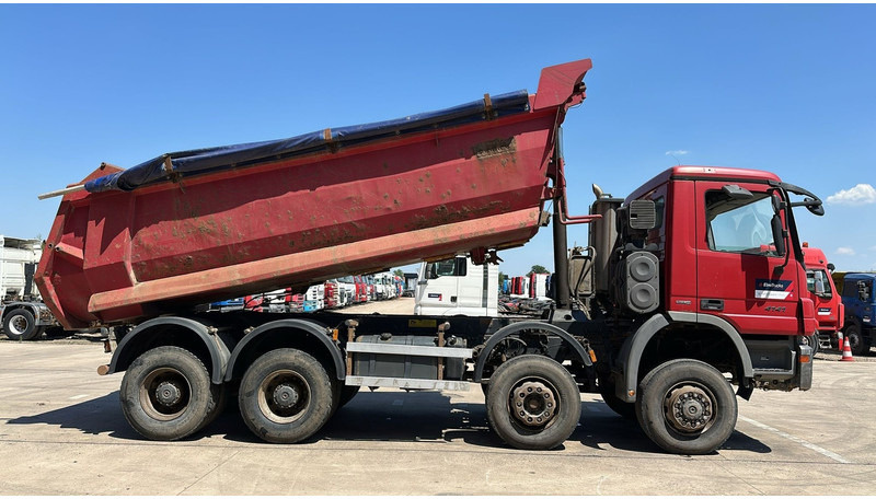 Mercedes-Benz Actros 4141 (8X6 / LAMES / STEEL / BIG AXLE / GRAND PONT / TAMBOURS / MANUAL GETRIEBE / MANUAL GEARBOX) - Самосвал: фото 5 Mercedes-Benz Actros 4141 (8X6 / LAMES / STEEL / BIG AXLE / GRAND PONT / TAMBOURS / MANUAL GETRIEBE / MANUAL GEARBOX) - Самосвал: фото 5