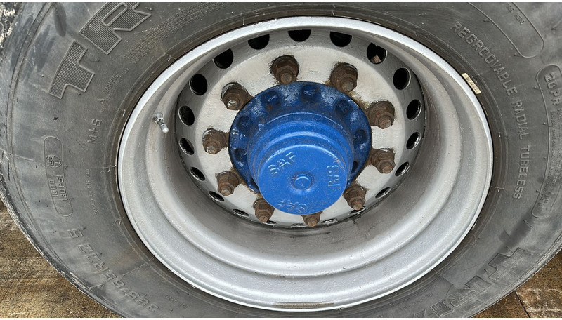 Полуприцеп бортовой/ Платформа Robuste Kaiser S380 (SAF AXLES): фото 6