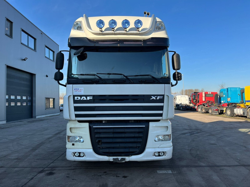 DAF 105 XF 460 Super Space Cab (MANUAL GEARBOX / BOITE MANUELLE) - Тягач: фото 2 DAF 105 XF 460 Super Space Cab (MANUAL GEARBOX / BOITE MANUELLE) - Тягач: фото 2