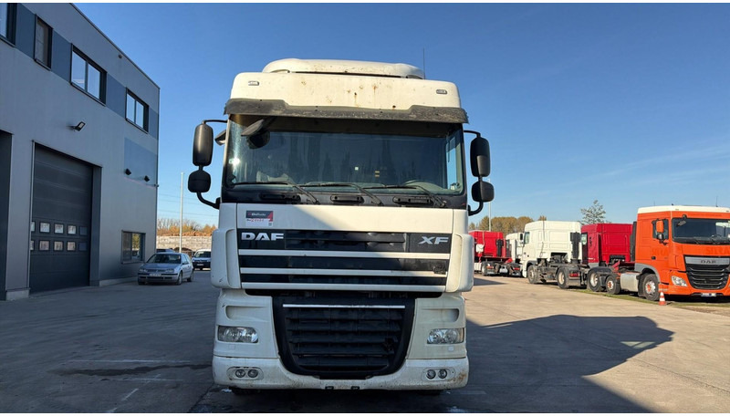 DAF XF 105.460 (BOITE MANUELLE / MANUAL GEARBOX) - Тягач: фото 2 DAF XF 105.460 (BOITE MANUELLE / MANUAL GEARBOX) - Тягач: фото 2