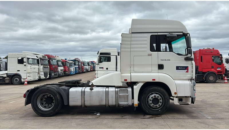 MAN TGA 18.430 (PTO / POMPE HYDRAULIQUE / MANUAL GEARBOX / BOITE MANUELLE / HYDRAULIC PUMP) - Тягач: фото 3 MAN TGA 18.430 (PTO / POMPE HYDRAULIQUE / MANUAL GEARBOX / BOITE MANUELLE / HYDRAULIC PUMP) - Тягач: фото 3