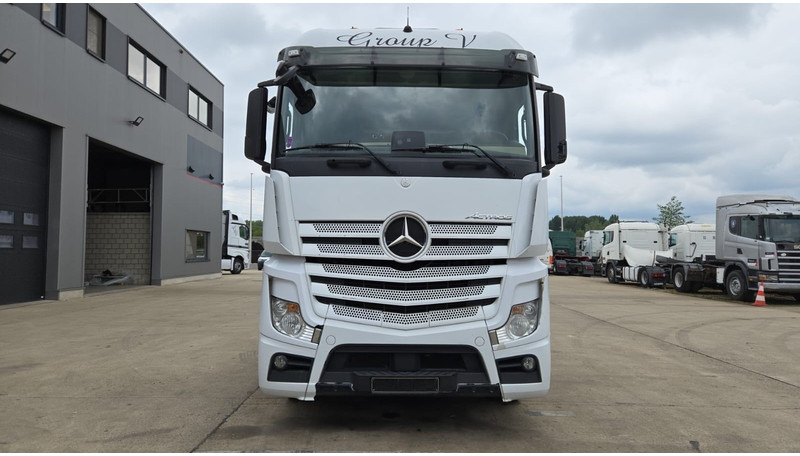 Mercedes-Benz Actros 1945 (2 TANK / STANDARD / FRONT STEEL / LUXEMBURG REGISTRATION / GOOD CONDITION) - Тягач: фото 3 Mercedes-Benz Actros 1945 (2 TANK / STANDARD / FRONT STEEL / LUXEMBURG REGISTRATION / GOOD CONDITION) - Тягач: фото 3