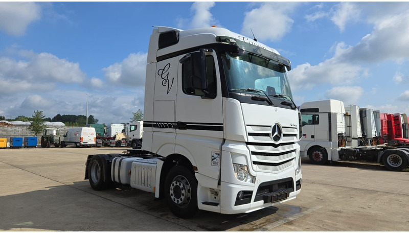 Mercedes-Benz Actros 1945 (2 TANK / STANDARD / FRONT STEEL / LUXEMBURG REGISTRATION / GOOD CONDITION) - Тягач: фото 3 Mercedes-Benz Actros 1945 (2 TANK / STANDARD / FRONT STEEL / LUXEMBURG REGISTRATION / GOOD CONDITION) - Тягач: фото 3
