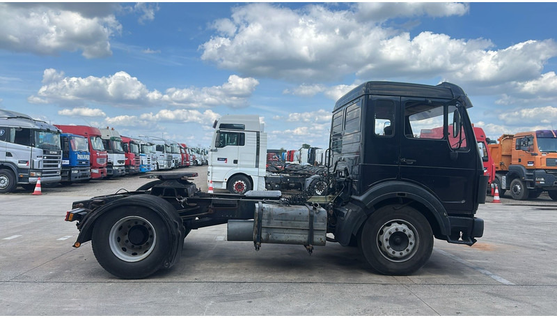 Mercedes-Benz SK 1628 (LAMES / BOITE MANUELLE / V8 / MANUAL PUMP / STEEL SUSP.) - Тягач: фото 4 Mercedes-Benz SK 1628 (LAMES / BOITE MANUELLE / V8 / MANUAL PUMP / STEEL SUSP.) - Тягач: фото 4