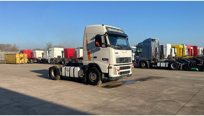 Volvo FH 12.420 (PTO / POMPE HYDRAULIQUE / BOITE MANUELLE / MANUAL GEARBOX) - Тягач: фото 4 Volvo FH 12.420 (PTO / POMPE HYDRAULIQUE / BOITE MANUELLE / MANUAL GEARBOX) - Тягач: фото 4