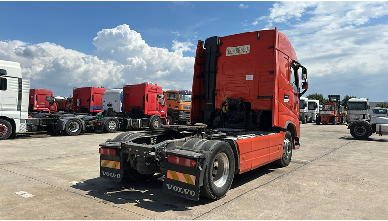Volvo FH 500 (RETARDER / GOOD CONDITION / CLEAN CHASSIS) - Тягач: фото 4 Volvo FH 500 (RETARDER / GOOD CONDITION / CLEAN CHASSIS) - Тягач: фото 4