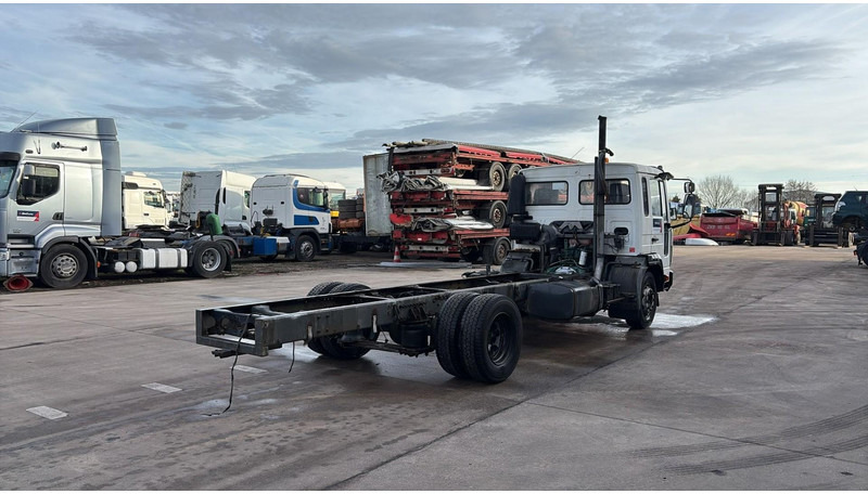 Volvo FL 220 (BELGIAN TRUCK / CAMION BELGE / MANUAL GEARBOX) - Грузовик-шасси: фото 4 Volvo FL 220 (BELGIAN TRUCK / CAMION BELGE / MANUAL GEARBOX) - Грузовик-шасси: фото 4