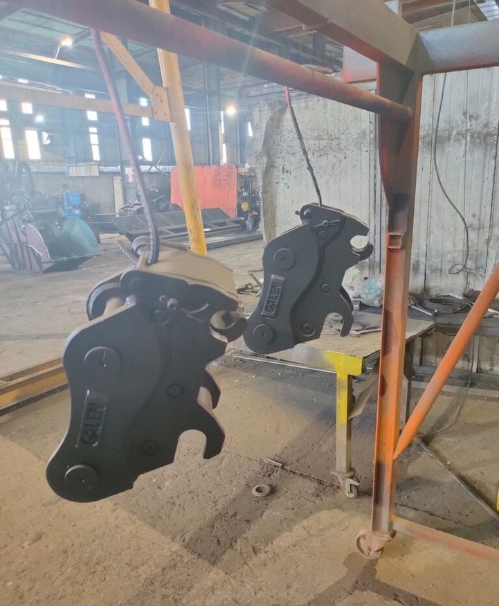 Sany SY35 - Сцепное устройство для Экскаваторов: фото 1 Sany SY35 - Сцепное устройство для Экскаваторов: фото 1