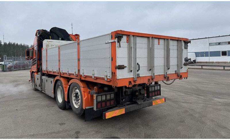 Volvo FM460 - Самосвал, Автоманипулятор: фото 4 Volvo FM460 - Самосвал, Автоманипулятор: фото 4