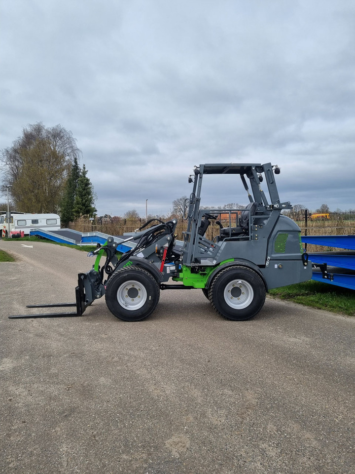 WCM - L2316 - Колёсный погрузчик: фото 3 WCM - L2316 - Колёсный погрузчик: фото 3