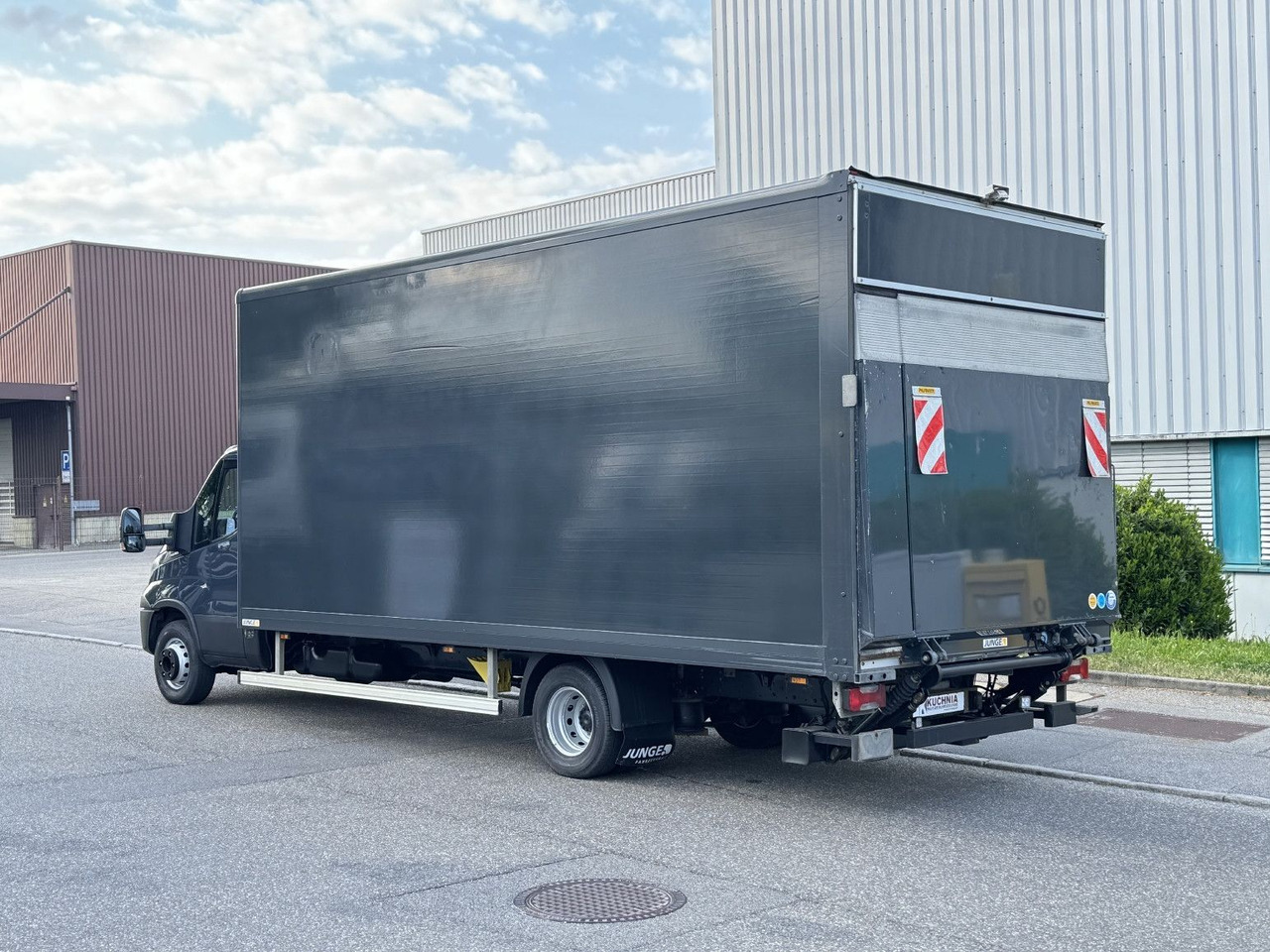 Iveco Daily 72c180 Hi-Matic Koffer LBW Luftgef. Klima - Малотоннажный фургон: фото 5 Iveco Daily 72c180 Hi-Matic Koffer LBW Luftgef. Klima - Малотоннажный фургон: фото 5