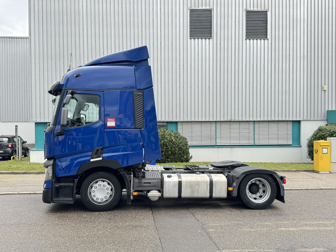 Renault T460 S-Cab X-Low 2-Tanks Hubsattel Standklima - Тягач: фото 5 Renault T460 S-Cab X-Low 2-Tanks Hubsattel Standklima - Тягач: фото 5
