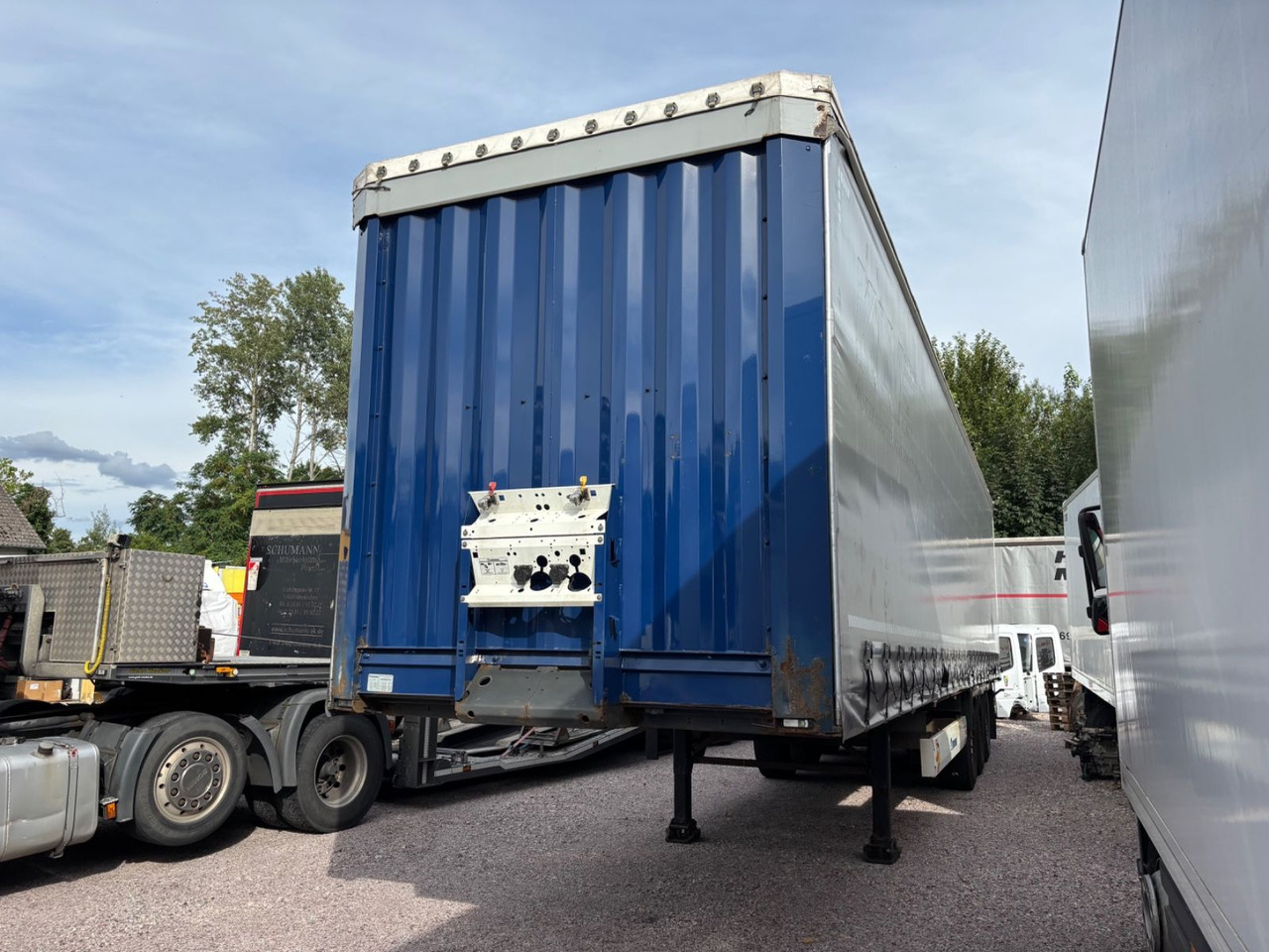 Krone SD, Edscha, Liftachse, TÜV 05/26 - Тентованный полуприцеп: фото 4 Krone SD, Edscha, Liftachse, TÜV 05/26 - Тентованный полуприцеп: фото 4