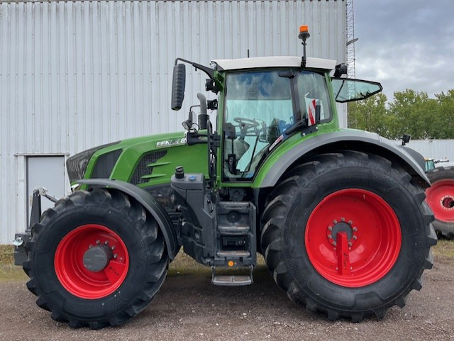FENDT 826 Vario S4 ProfiPlus - Трактор: фото 2 FENDT 826 Vario S4 ProfiPlus - Трактор: фото 2