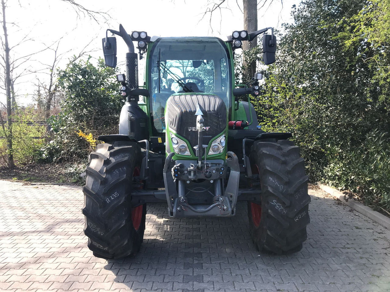Fendt 513 Vario S4 PowerPlus - Трактор: фото 3 Fendt 513 Vario S4 PowerPlus - Трактор: фото 3