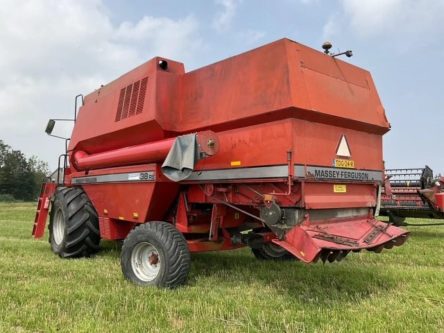 Massey Ferguson 38RS - Зерноуборочный комбайн: фото 5 Massey Ferguson 38RS - Зерноуборочный комбайн: фото 5