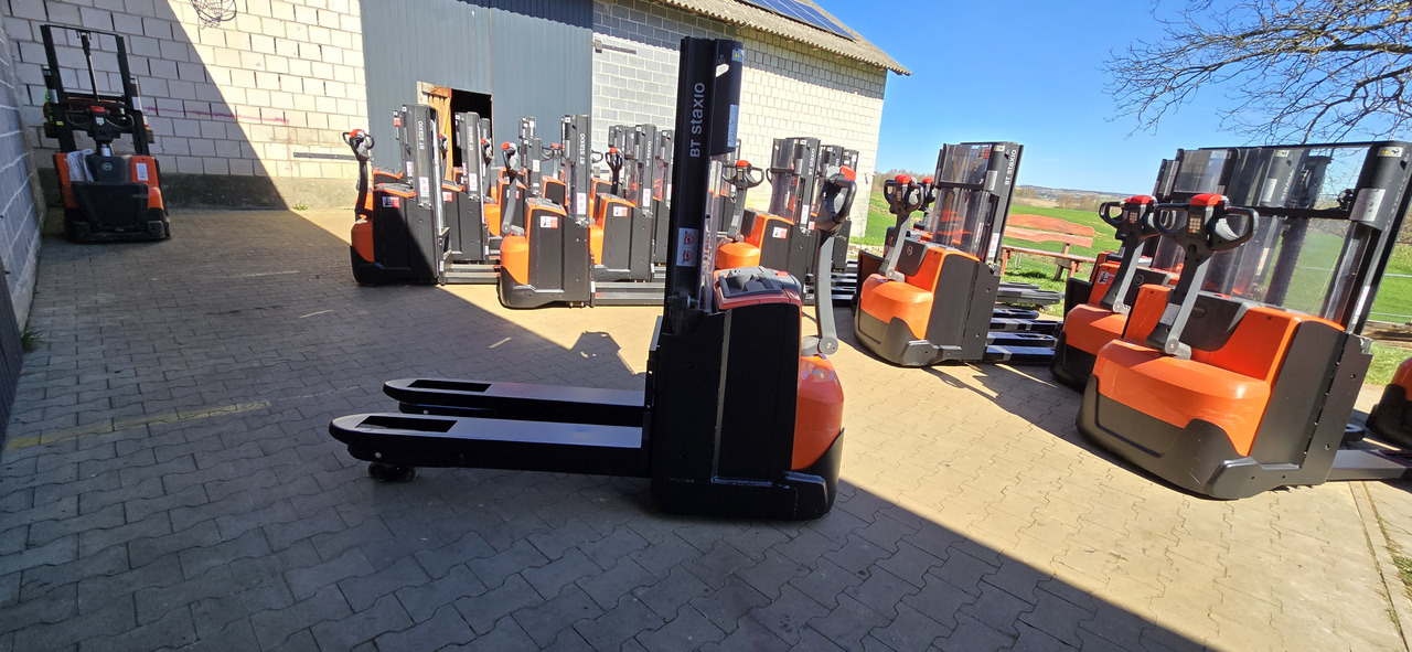 Штабелер BT SWE 200 D Toyota: фото 6 Штабелер BT SWE 200 D Toyota: фото 6