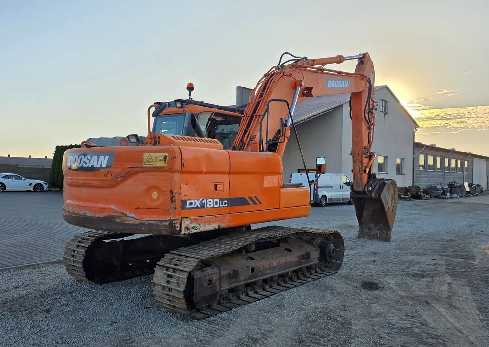Doosan DX 180LC-3, 2012 ROK - Гусеничный экскаватор: фото 5 Doosan DX 180LC-3, 2012 ROK - Гусеничный экскаватор: фото 5