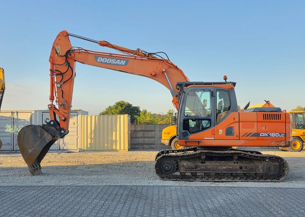 Doosan DX 180LC-3, 2012 ROK - Гусеничный экскаватор: фото 2 Doosan DX 180LC-3, 2012 ROK - Гусеничный экскаватор: фото 2