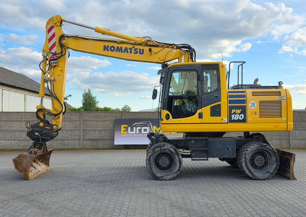 Komatsu PW 180-10, 2017 ROK, 6000 MTH, OIL QUICK - Колёсный экскаватор: фото 3 Komatsu PW 180-10, 2017 ROK, 6000 MTH, OIL QUICK - Колёсный экскаватор: фото 3