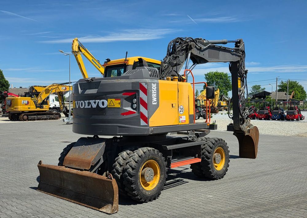 Volvo EWR 150E, 2016 ROK, 8700 MTH, PŁYWAJĄCE RAMIĘ - Колёсный экскаватор: фото 5 Volvo EWR 150E, 2016 ROK, 8700 MTH, PŁYWAJĄCE RAMIĘ - Колёсный экскаватор: фото 5