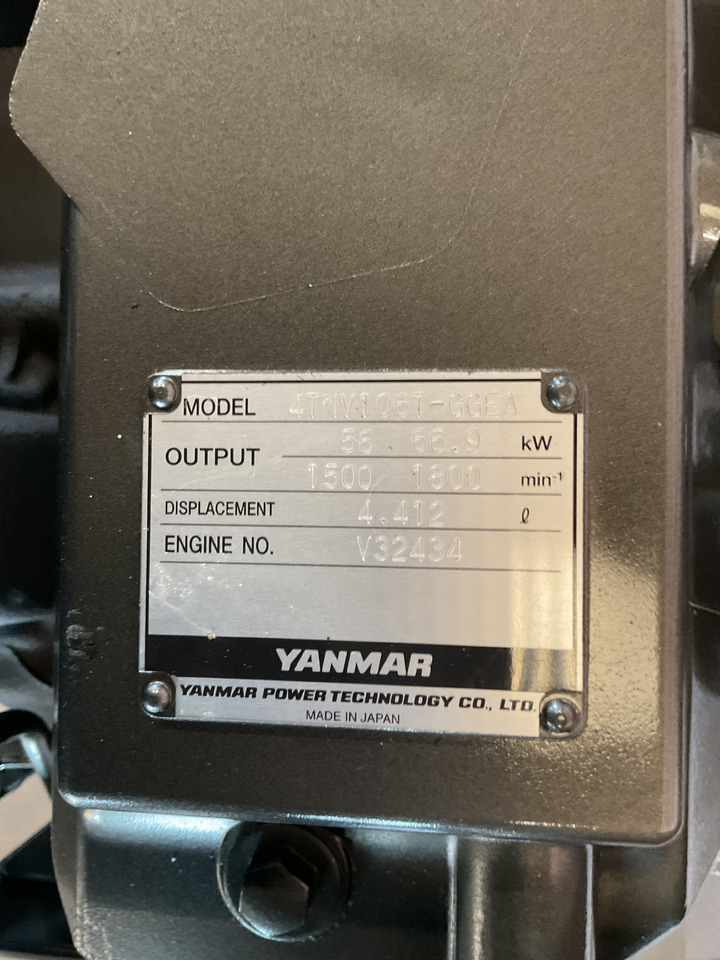 Yanmar 4TN106T - Двигатель: фото 3 Yanmar 4TN106T - Двигатель: фото 3