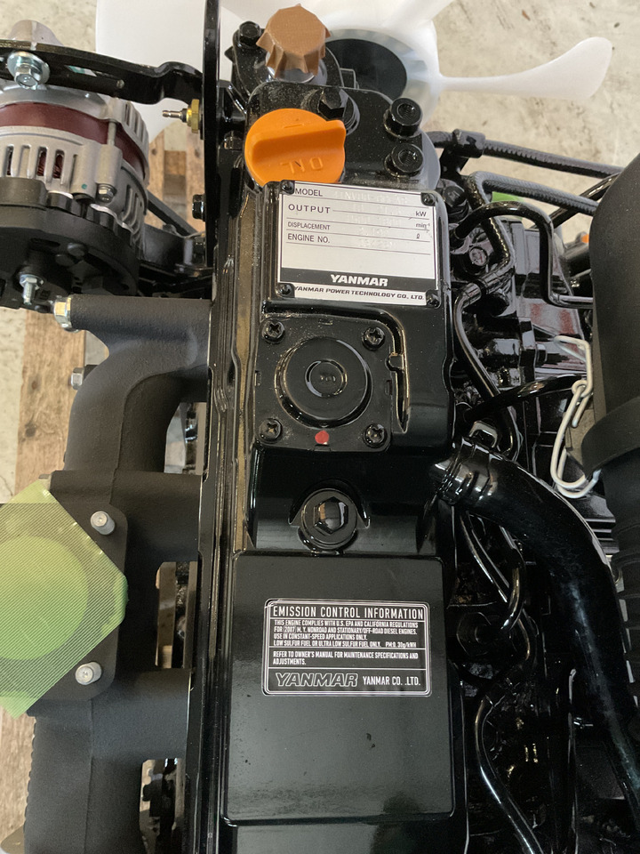 Yanmar 4TNV88 - Двигатель: фото 3 Yanmar 4TNV88 - Двигатель: фото 3