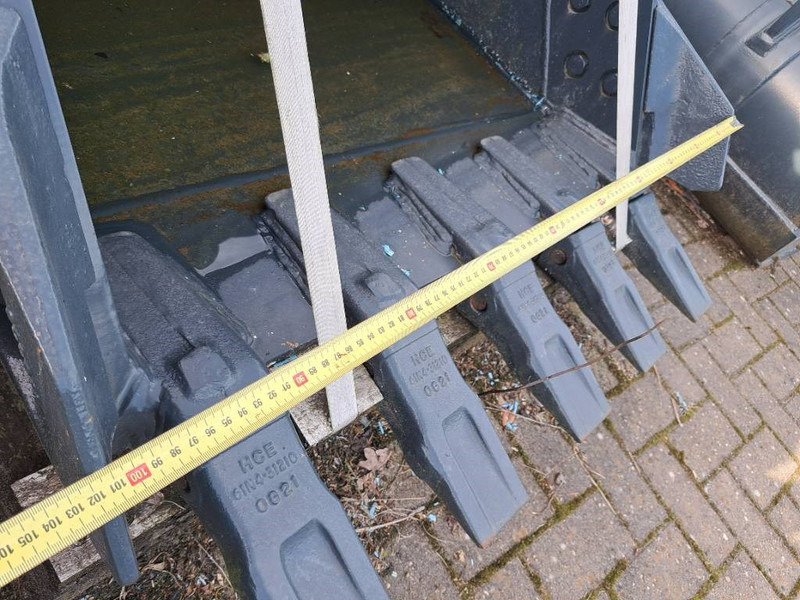 Hyundai Excavator digging bucket 140, 61K4-30501 - Ковш для Строительной техники: фото 3 Hyundai Excavator digging bucket 140, 61K4-30501 - Ковш для Строительной техники: фото 3