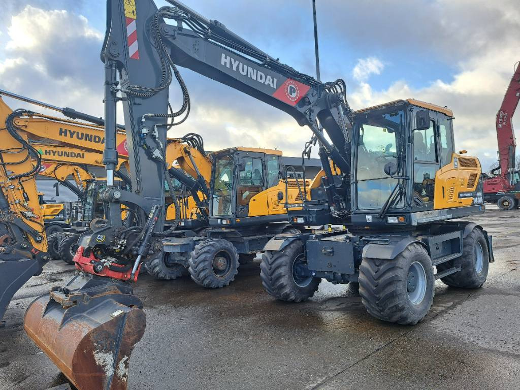 Hyundai HW140A + Tiltrotator - Колёсный экскаватор: фото 1 Hyundai HW140A + Tiltrotator - Колёсный экскаватор: фото 1