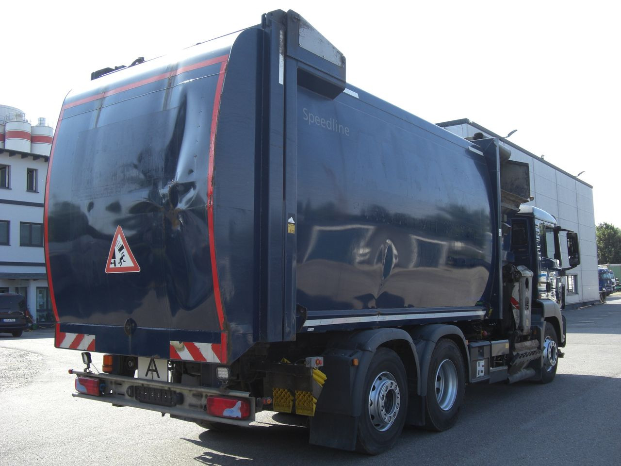 MAN 26360FNLL / SEITENLADER - Мусоровоз: фото 3 MAN 26360FNLL / SEITENLADER - Мусоровоз: фото 3