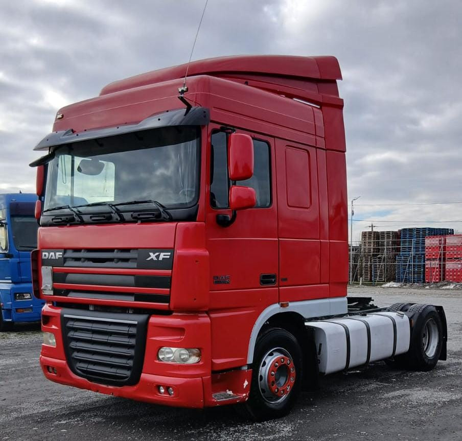 DAF XF 105 - Тягач: фото 2 DAF XF 105 - Тягач: фото 2