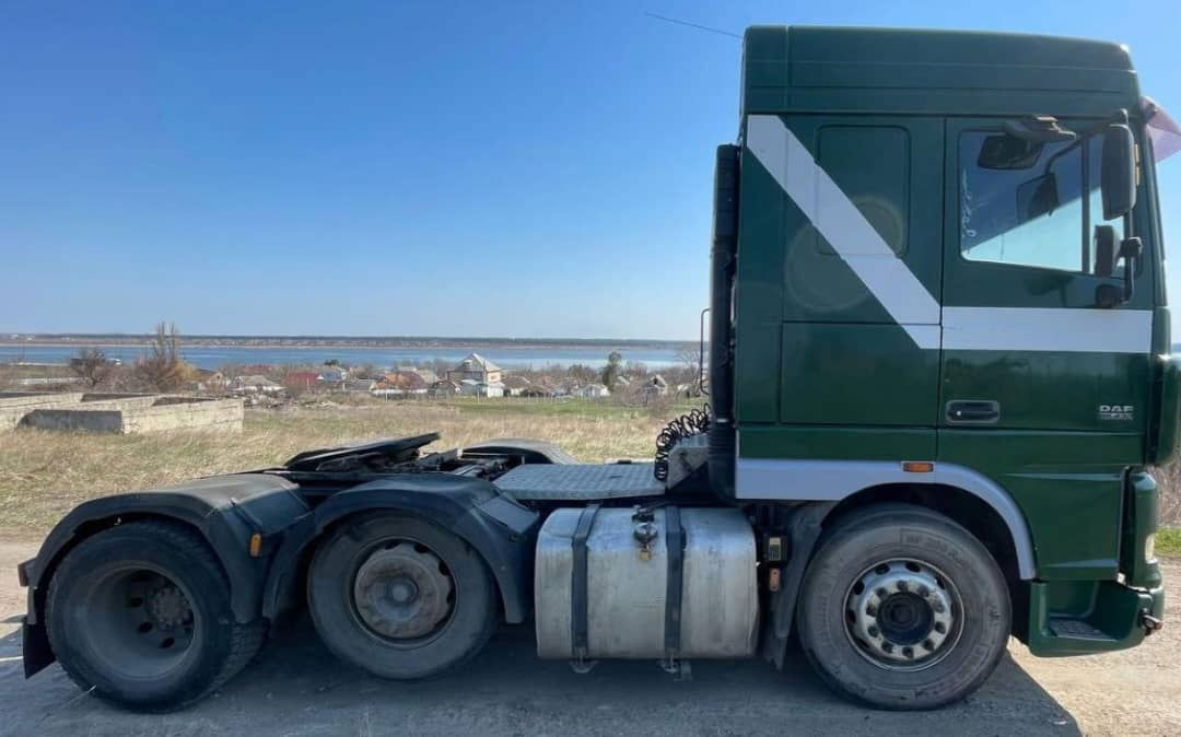 DAF XF 95.430 Tractor unit - Тягач: фото 2 DAF XF 95.430 Tractor unit - Тягач: фото 2