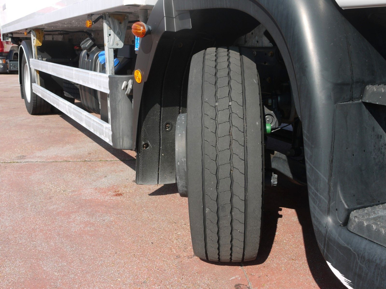 Рефрижератор Iveco 120E28 KUHLKOFFER FLEISH BAHNEN CARRIER  XARIOS: фото 20