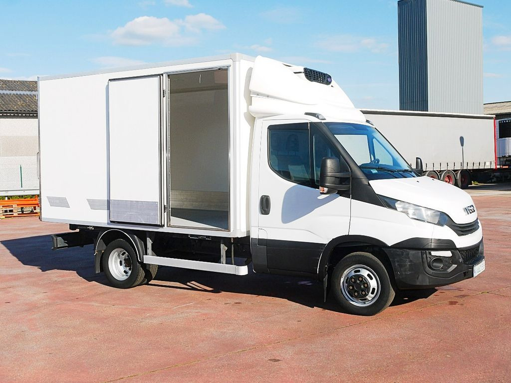 Iveco 35C14 DAILY KUHLKOFFER CARRIER VIENTO A/C - Малотоннажный рефрижератор: фото 3 Iveco 35C14 DAILY KUHLKOFFER CARRIER VIENTO A/C - Малотоннажный рефрижератор: фото 3