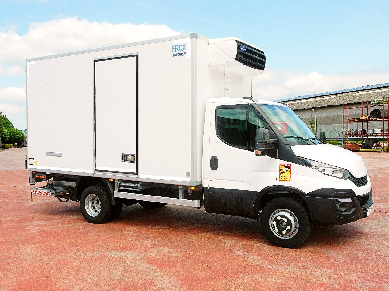 Iveco 70C17 KUHLKOFFER CARRIER XARIOS 500 A/C LUFT LBW - Малотоннажный рефрижератор: фото 2 Iveco 70C17 KUHLKOFFER CARRIER XARIOS 500 A/C LUFT LBW - Малотоннажный рефрижератор: фото 2