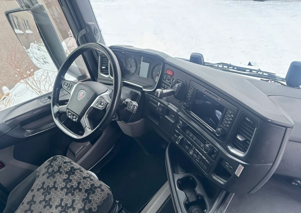 Тягач Scania R410: фото 32