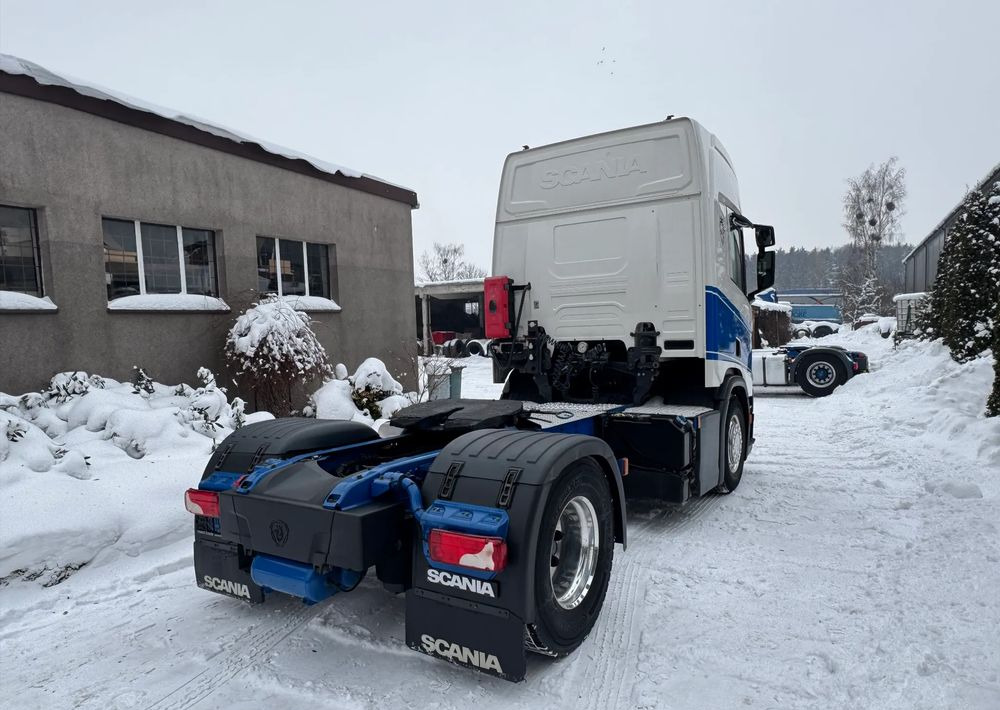 Тягач Scania R410: фото 6