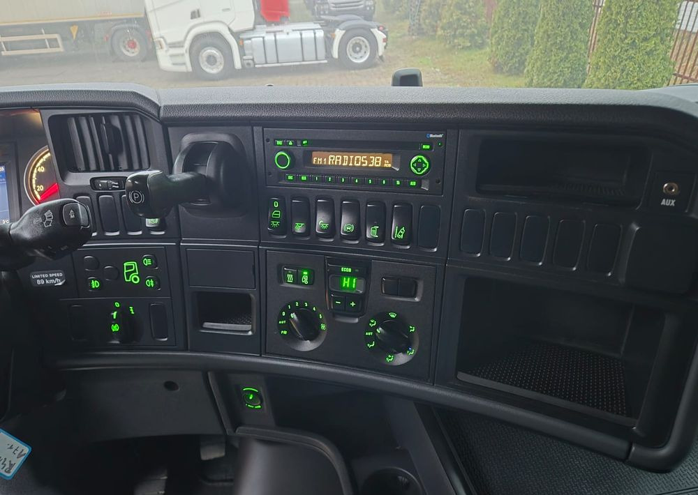 Тягач Scania R410: фото 24