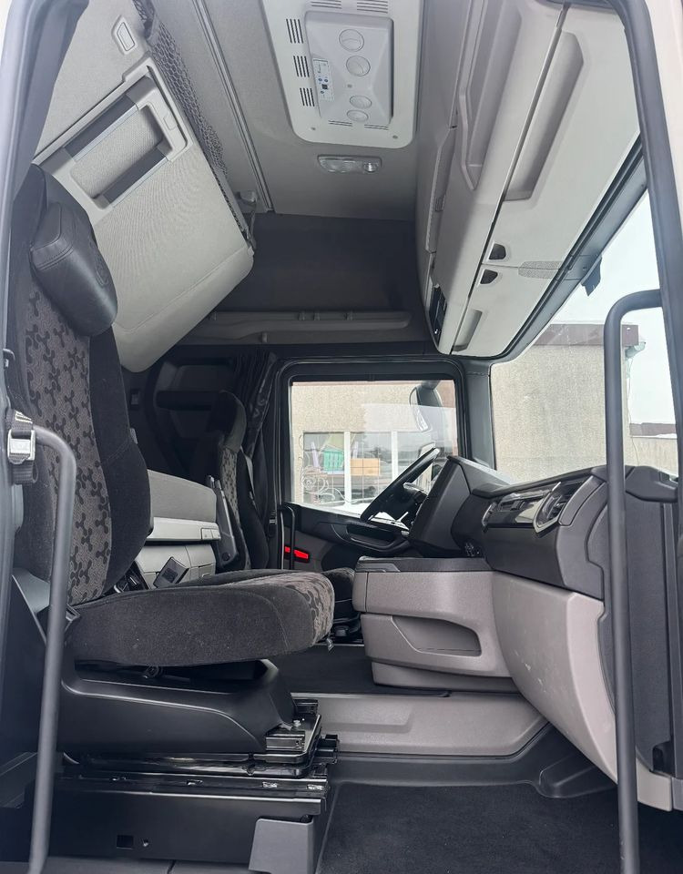 Тягач Scania R410: фото 22