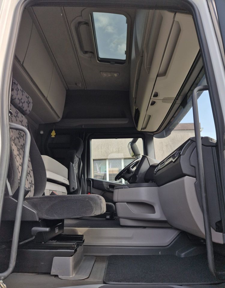 Тягач Scania R450: фото 21
