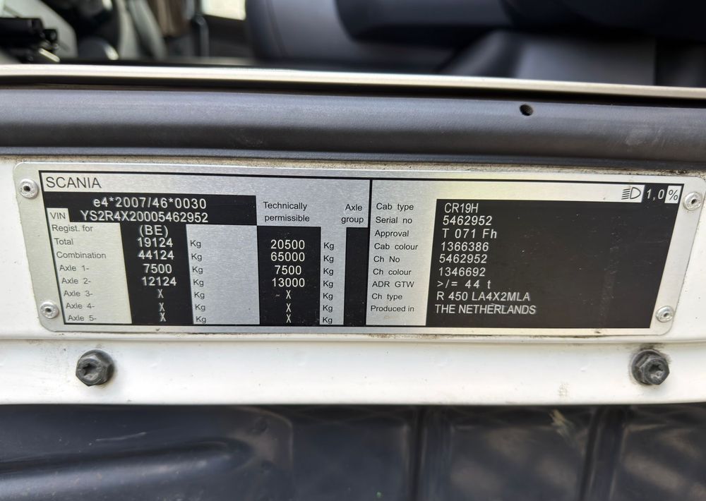 Тягач Scania R450: фото 37