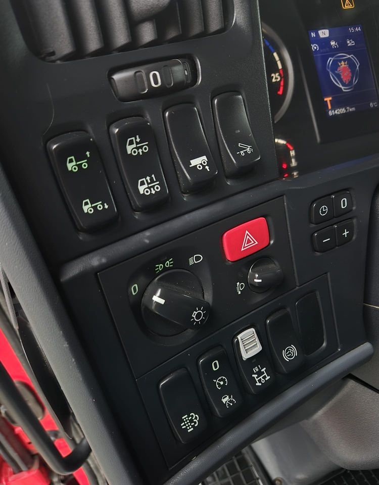 Тягач Scania R450: фото 25 Тягач Scania R450: фото 25