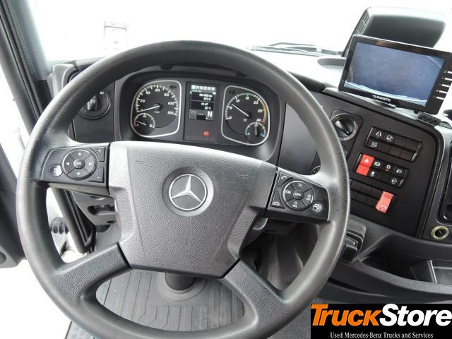 Грузовик с закрытым кузовом Mercedes-Benz Atego 1218 L: фото 8