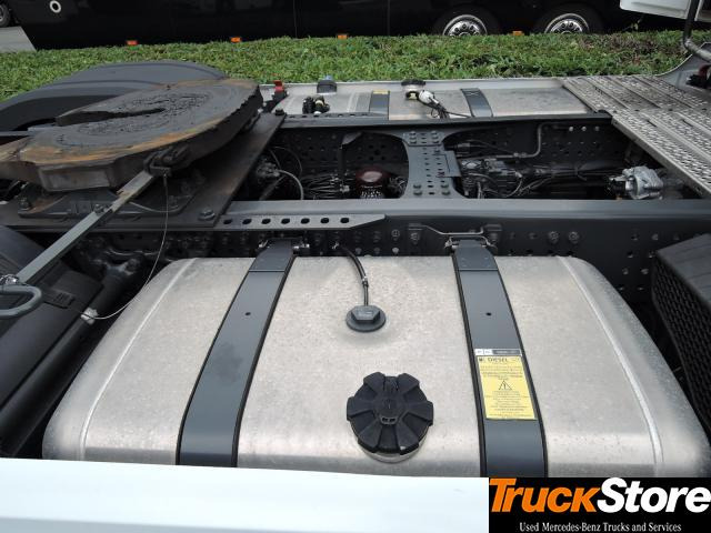Mercedes-Benz Actros 1845 LS - Тягач: фото 2 Mercedes-Benz Actros 1845 LS - Тягач: фото 2
