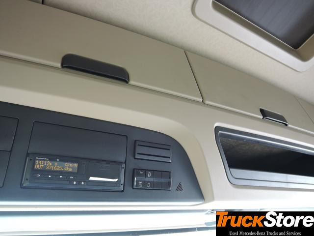 Mercedes-Benz Actros 1845 LS - Тягач: фото 2 Mercedes-Benz Actros 1845 LS - Тягач: фото 2